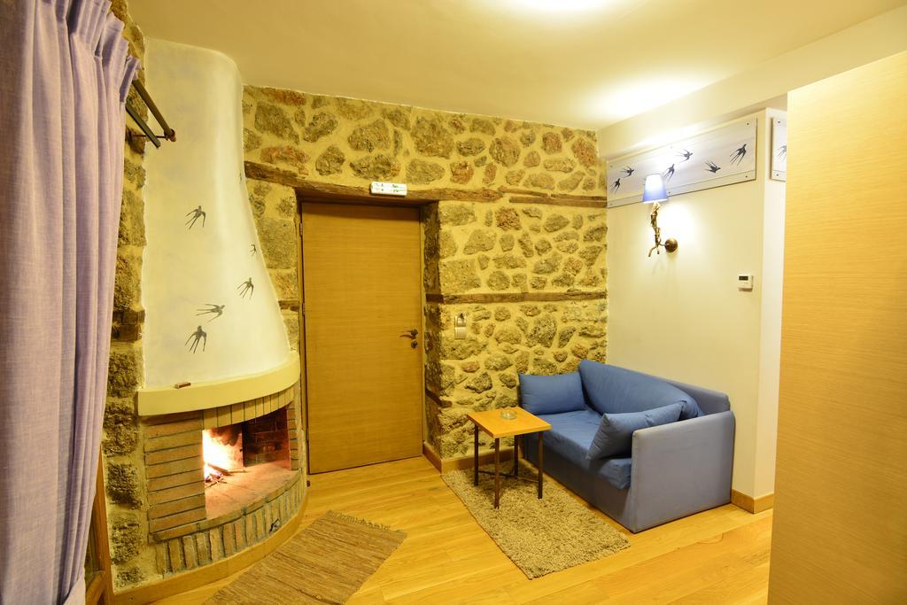 Mavraganeiko Hotell Synikia Mesi Trikalon Rum bild